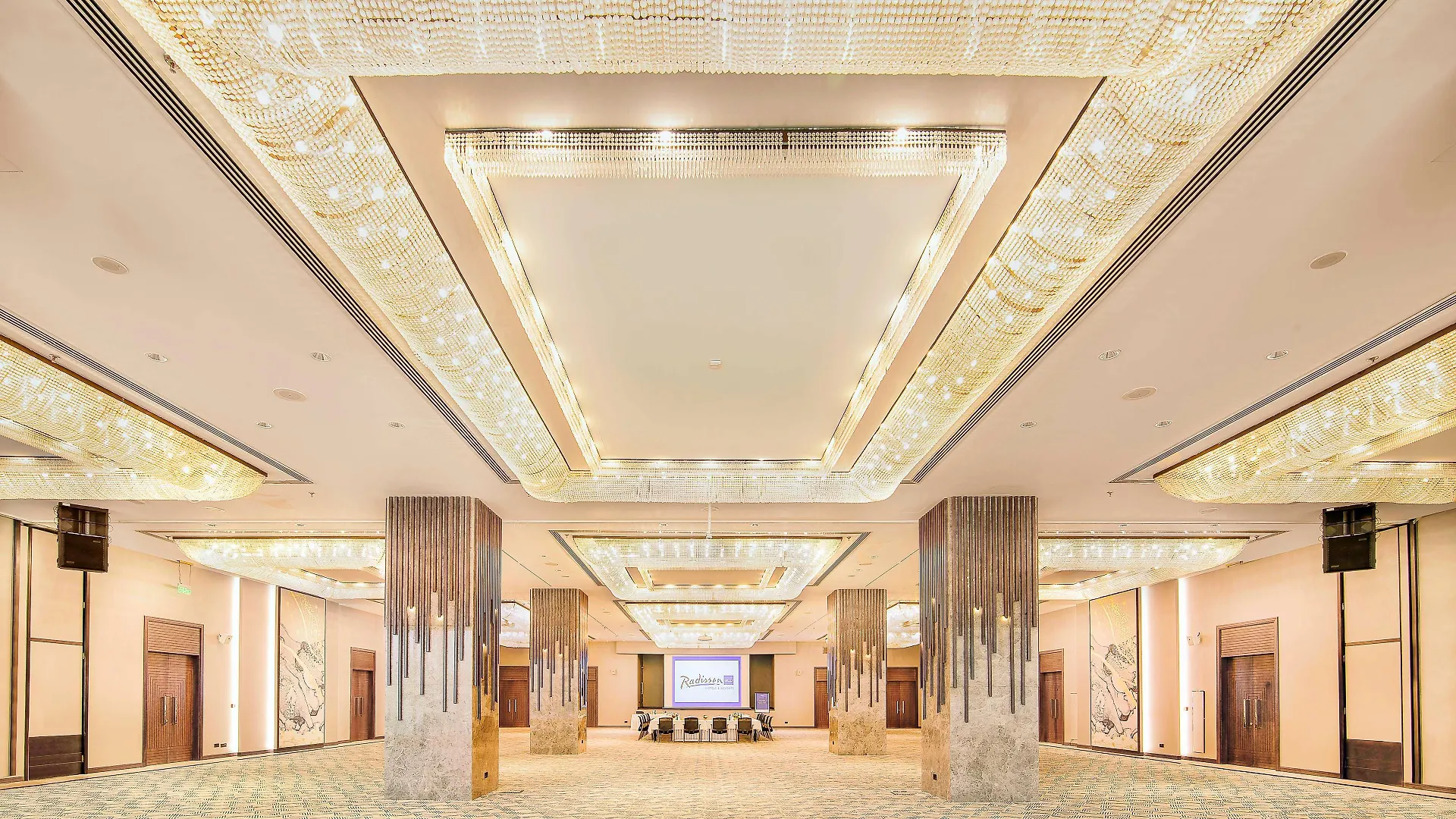Radisson Blu Hotel & Resort, Abu Dhabi Corniche Ośrodek wypoczynkowy