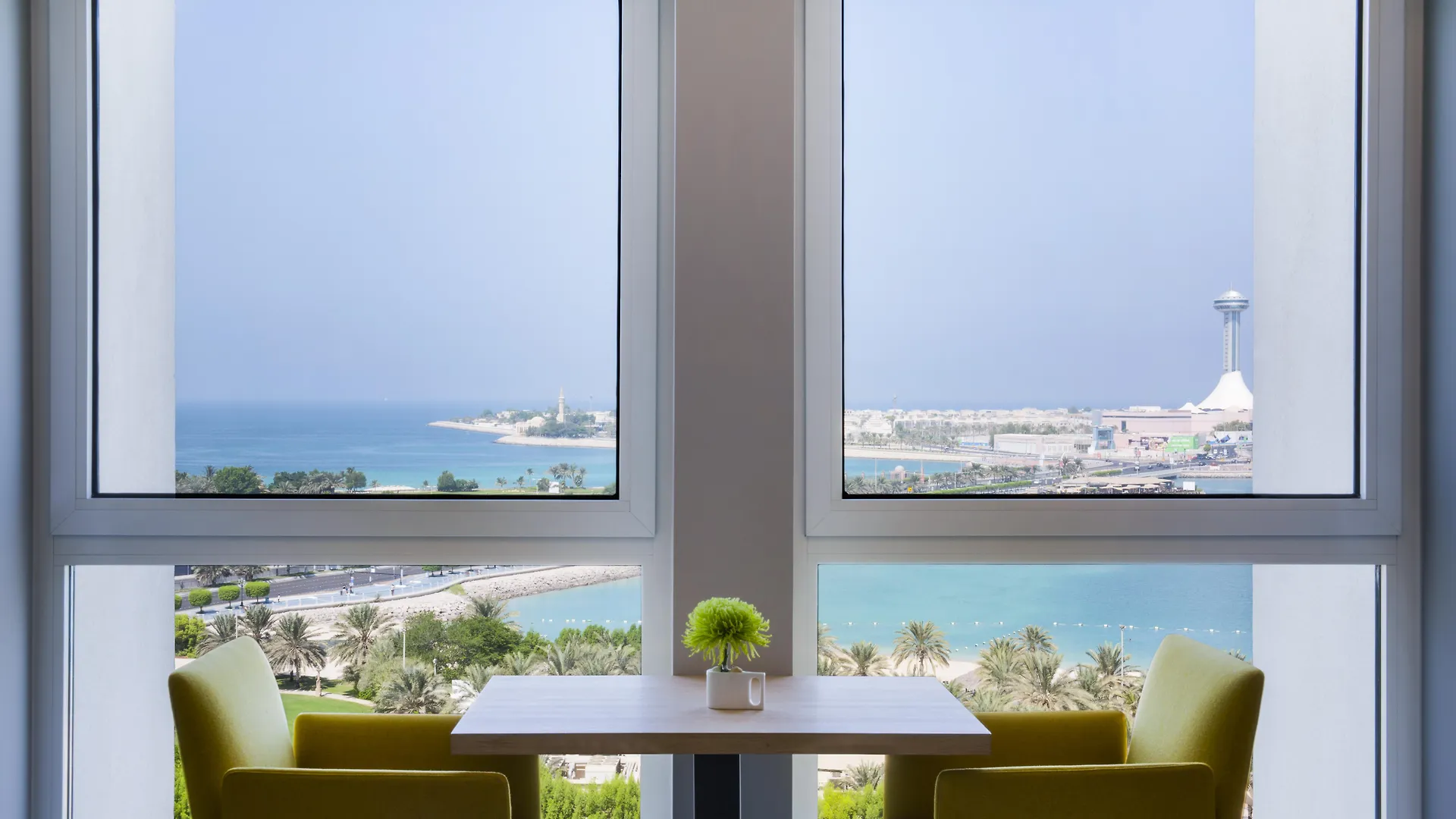 Radisson Blu Hotel & Resort, Abu Dhabi Corniche Station touristique