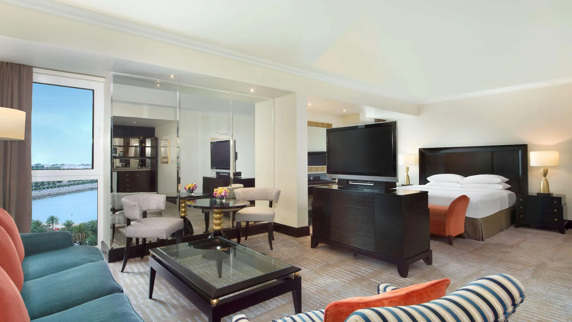Radisson Blu Hotel & Resort, Abu Dhabi Corniche Resort